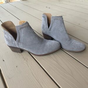 Lucky Bustina Suede Ankle Boots sz 8.5